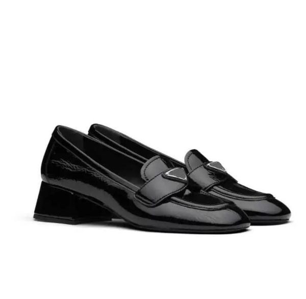fashion brand formal shoes sheepskin matte rubber sole metal triangle decoration spring and autumn men's fashion wedding walking shoe, Black
fashion brand formal shoes sheepskin matte rubber sole metal triangle decoration spring and autumn men's fashion wedding walking shoe, Black