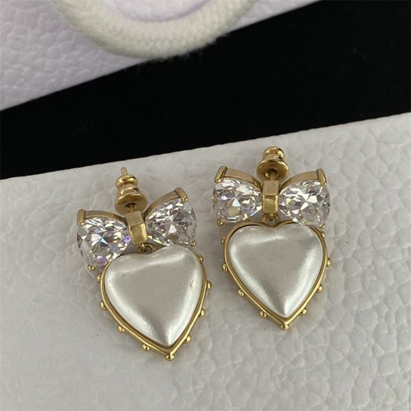 designers brands earrings ear studs fashion luxurys casual earring classic letters golden pearl diamond hearts jewelry 8 styles, Golden;silver
designers brands earrings ear studs fashion luxurys casual earring classic letters golden pearl diamond hearts jewelry 8 styles, Golden;silver