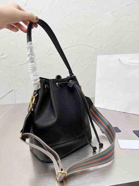 evening bags bags tote women luxury brand bucket bag large capacity handbag shoulder leather designer crossbody female purses 220303
evening bags bags tote women luxury brand bucket bag large capacity handbag shoulder leather designer crossbody female purses 220303