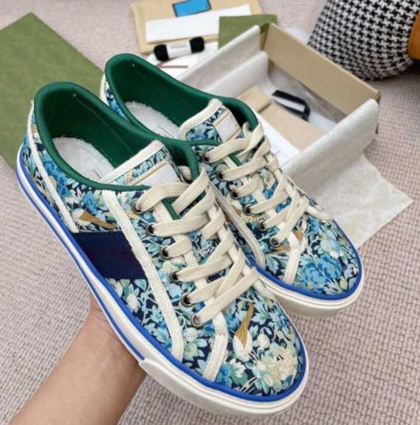 classic designer shoes tns mens womens running outside sports riding walking for men women style boots slides dunks low shoes v6k8, Black
classic designer shoes tns mens womens running outside sports riding walking for men women style boots slides dunks low shoes v6k8, Black