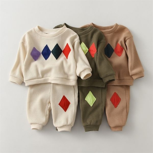 clothing sets spring baby boy clothes set 2pcs cotton sweater pants for 05yrs children kids outfits toddler girl 221007, White
clothing sets spring baby boy clothes set 2pcs cotton sweater pants for 05yrs children kids outfits toddler girl 221007, White