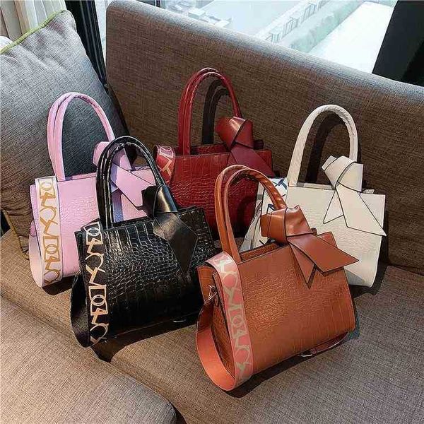 shoulder bags diana handbag female 2022 new fashion versatile ladibags large capacity one shoulder msenger tote bag
shoulder bags diana handbag female 2022 new fashion versatile ladibags large capacity one shoulder msenger tote bag