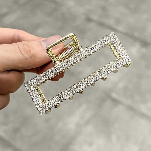 hair clips korean fashion geometry medium size grab clip rhinestone pearl hairpin sweet temperament back head net red shark clip, Golden;silver
hair clips korean fashion geometry medium size grab clip rhinestone pearl hairpin sweet temperament back head net red shark clip, Golden;silver