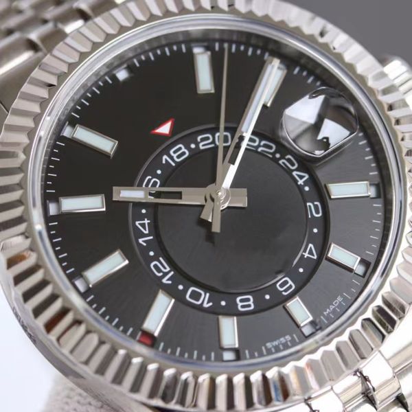 highquality designer wristwatch fashion luxury mens watch movement watches stainless steel automatic mechanical men classic waterproof green, Slivery;brown
highquality designer wristwatch fashion luxury mens watch movement watches stainless steel automatic mechanical men classic waterproof green, Slivery;brown