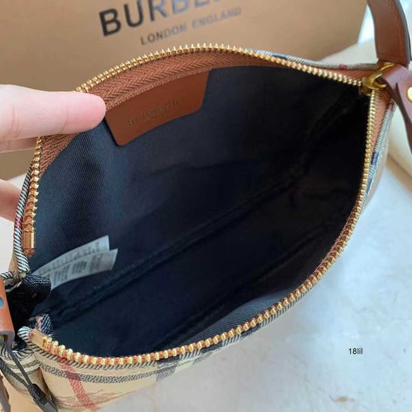burbrerys crossbody handbags bags burbrery luxuries designers women bag purses totes designer woman handbag shoulder wallets 22hc
burbrerys crossbody handbags bags burbrery luxuries designers women bag purses totes designer woman handbag shoulder wallets 22hc