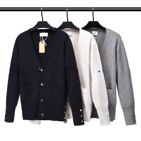 brand men's sweaters t&b casual fashion loose new wool cardigan v-neck sweater stripe bottomed casual sweater size s-xxxl, White;black
brand men's sweaters t&b casual fashion loose new wool cardigan v-neck sweater stripe bottomed casual sweater size s-xxxl, White;black