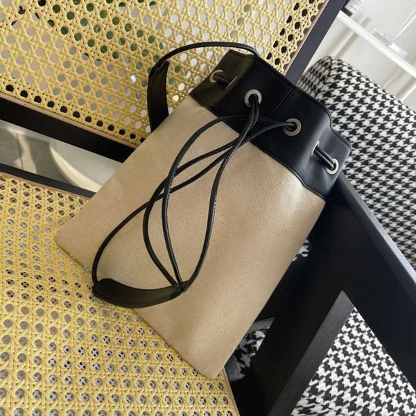 jil canvas handbag men's designer shoulder large capacity tote crossbody bag ins women's drawstring leather bucket bag
jil canvas handbag men's designer shoulder large capacity tote crossbody bag ins women's drawstring leather bucket bag