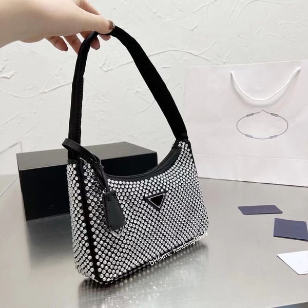 evening bags designer bag luxurys handbag sticking drill canvas shoulder bag women triangular shiny shopping handbags lady half moon underar
evening bags designer bag luxurys handbag sticking drill canvas shoulder bag women triangular shiny shopping handbags lady half moon underar