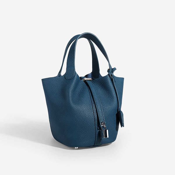 designer herme bag women's large fashion classic simple vegetable bask bu leather hand niche women's's bu hand
designer herme bag women's large fashion classic simple vegetable bask bu leather hand niche women's's bu hand