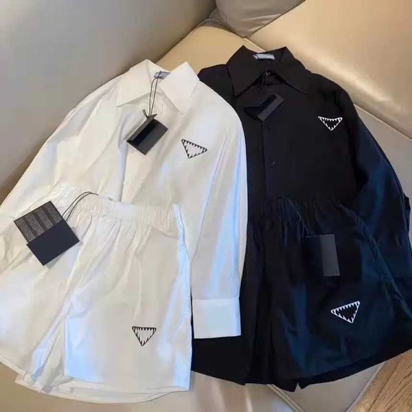 women two piece dress tracksuit blouse shirts and shorts for lady fashion outwears blazers suits letters printed cloth, White
women two piece dress tracksuit blouse shirts and shorts for lady fashion outwears blazers suits letters printed cloth, White