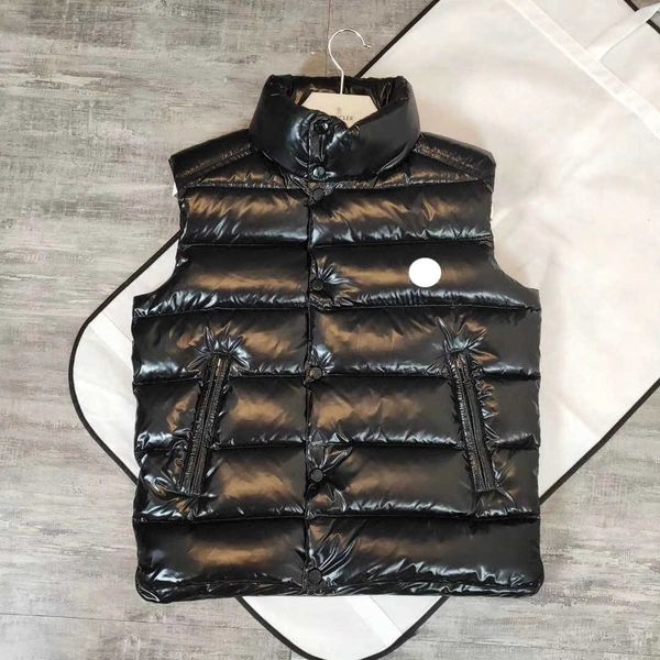 designer maya mens down vests womens stand collar down vest winter jacket embroidered chest badge warm outerwear jackets, Black;white
designer maya mens down vests womens stand collar down vest winter jacket embroidered chest badge warm outerwear jackets, Black;white