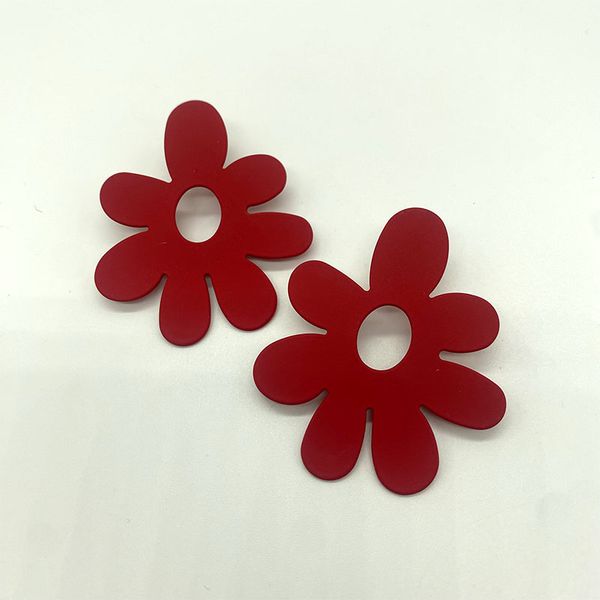 charm stick material rubber paint earrings exaggerated style niche design customizable, Golden
charm stick material rubber paint earrings exaggerated style niche design customizable, Golden