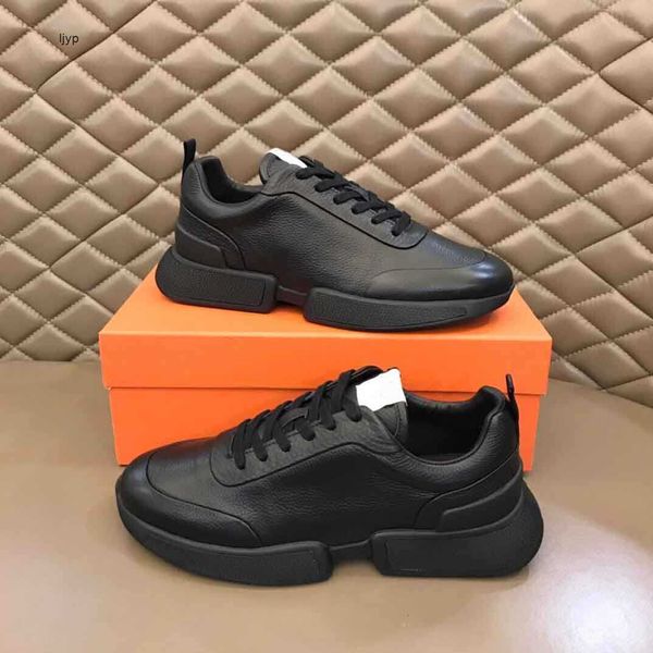 2023 selling sneakers casual shoes for men light sole athletic skateboard walking comfort lace up man trainer sports eu38-46, Black
2023 selling sneakers casual shoes for men light sole athletic skateboard walking comfort lace up man trainer sports eu38-46, Black
