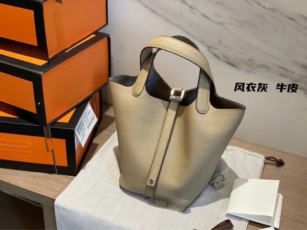 designer herme bag women's large fashion classic first layer cowhide women's's bu et hand
designer herme bag women's large fashion classic first layer cowhide women's's bu et hand