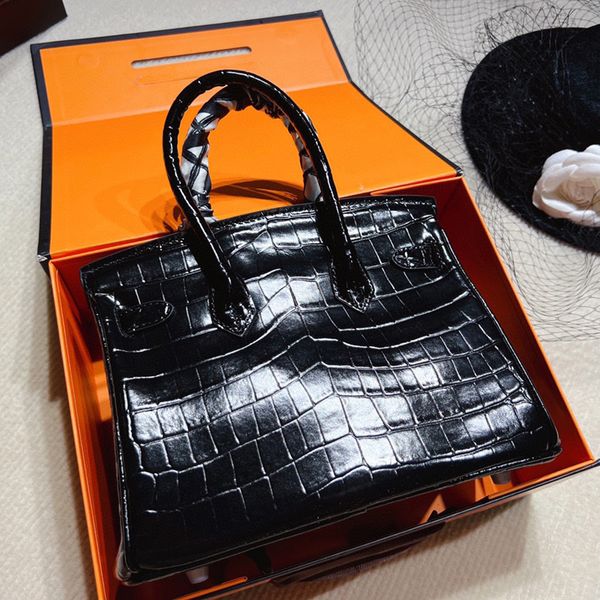 luxury designer bag shoulder handbags h quality high fashion women wallets clutch totes crossbody cowhide crocodile pattern custom bags ladi
luxury designer bag shoulder handbags h quality high fashion women wallets clutch totes crossbody cowhide crocodile pattern custom bags ladi