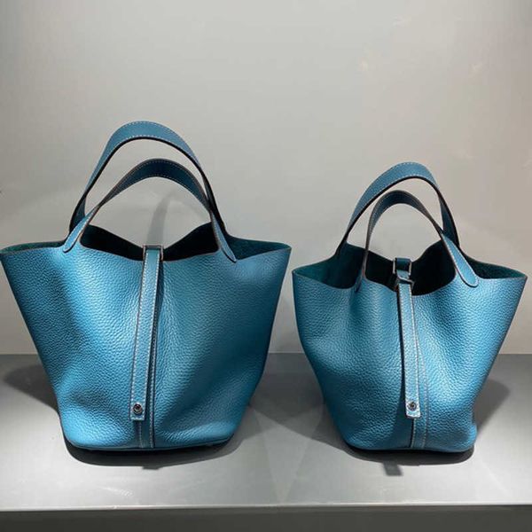 designer herme bag women's large fashion classic 2022 new leather vegetable basket women's's leisure bu et hand soft open fas
designer herme bag women's large fashion classic 2022 new leather vegetable basket women's's leisure bu et hand soft open fas