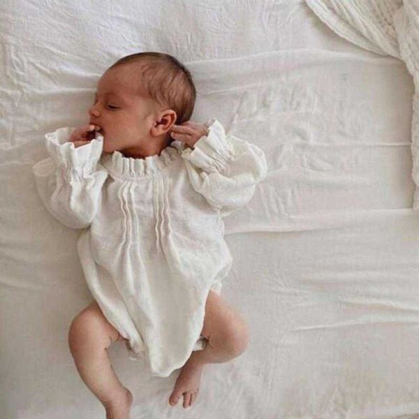 rompers autumn new baby boys girls long sleeve bodysuit cotton linen loose jumpsuit white children clothes 024m j220922, Blue
rompers autumn new baby boys girls long sleeve bodysuit cotton linen loose jumpsuit white children clothes 024m j220922, Blue