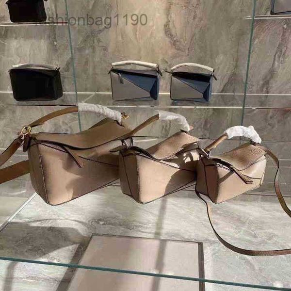 loewss shoulder bag bags 2022 designer women handbag cowhide leather color geometric hand-held messenger one puzzl z4b9phz
loewss shoulder bag bags 2022 designer women handbag cowhide leather color geometric hand-held messenger one puzzl z4b9phz