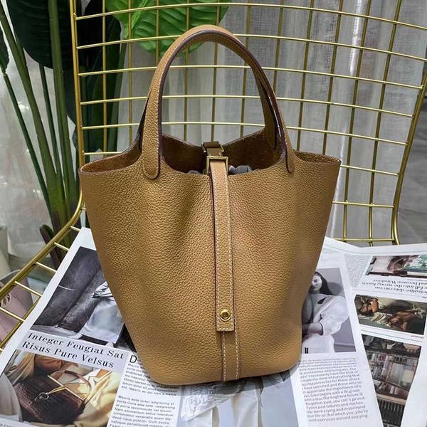 designer herme bag women's large fashion classic 2022 new leather women's's vegetable basket bu et cowhide lychee pattern tog
designer herme bag women's large fashion classic 2022 new leather women's's vegetable basket bu et cowhide lychee pattern tog