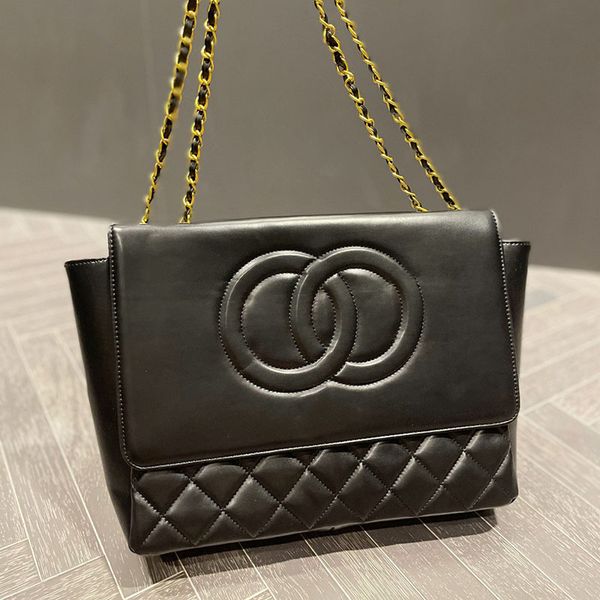 french womens classic flap quilted jumbo bags real leather large capacity gold metal hardware matelasse chain shoulder f/w messenger outdoor
french womens classic flap quilted jumbo bags real leather large capacity gold metal hardware matelasse chain shoulder f/w messenger outdoor