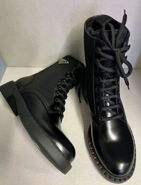 winter luxury metal triangle women ankle boot monolith brushed leather & re-nylon boots recycled monobloc sole lady martin motorcycle combat, Black
winter luxury metal triangle women ankle boot monolith brushed leather & re-nylon boots recycled monobloc sole lady martin motorcycle combat, Black