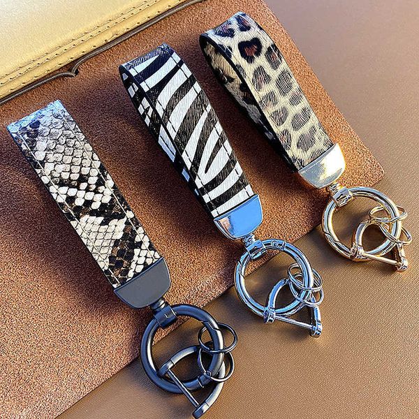 key rings luxury genuine leather chain lanyard men women leopard zebra snake pattern buckle car ring holder jewelry gift chaveiro g221007, Slivery;golden
key rings luxury genuine leather chain lanyard men women leopard zebra snake pattern buckle car ring holder jewelry gift chaveiro g221007, Slivery;golden