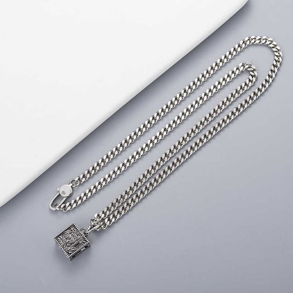 new necklace silver plated retro pattern chain hip hop supply 
new necklace silver plated retro pattern chain hip hop supply