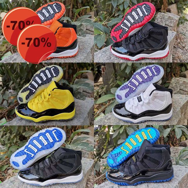 shoes kids jumpman 11 11s space jam bred concord gym red basketball children boy girls midnight navy retro sports sneakers 28-35
shoes kids jumpman 11 11s space jam bred concord gym red basketball children boy girls midnight navy retro sports sneakers 28-35