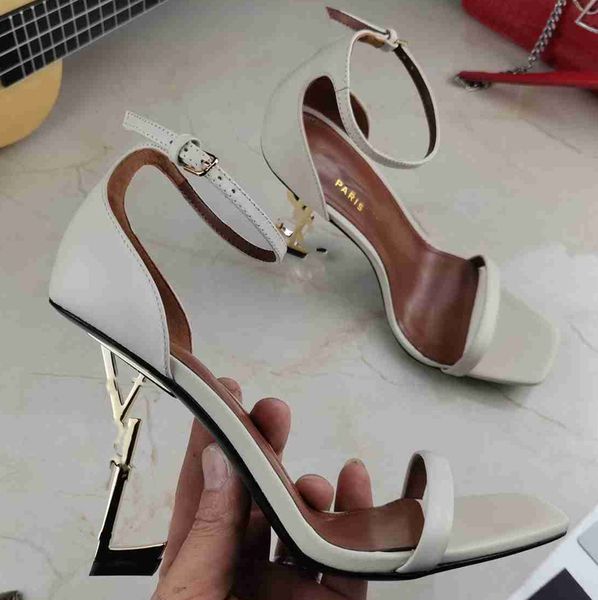 yslity 2022 fashion designer sandals leather shoes mid -high heels fif, Black
yslity 2022 fashion designer sandals leather shoes mid -high heels fif, Black