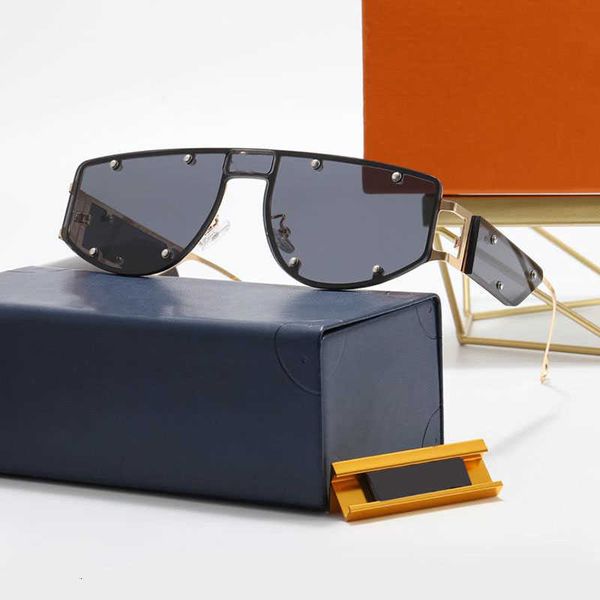 sun glasses fashion shield sun for men women metal frame rivet decoration lens summer sun shades driving outdoor uv400 with box, White;black
sun glasses fashion shield sun for men women metal frame rivet decoration lens summer sun shades driving outdoor uv400 with box, White;black