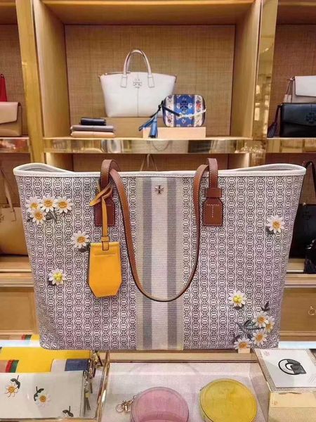 fashion women bag designers bags torysbirchs leather handbags messenger bag burch/tb small daisy women's bag tote shopping shoulder han
fashion women bag designers bags torysbirchs leather handbags messenger bag burch/tb small daisy women's bag tote shopping shoulder han