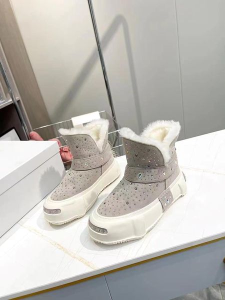 womens warm shoes boots grade a wool ten star diamonds popular winter classic snow boots series round toe size 35-40, Black
womens warm shoes boots grade a wool ten star diamonds popular winter classic snow boots series round toe size 35-40, Black