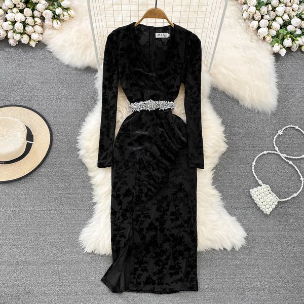 spring beauty temperament dress v-neck waist closing thin lace up ruffle split gold velvet dress, Black;gray
spring beauty temperament dress v-neck waist closing thin lace up ruffle split gold velvet dress, Black;gray