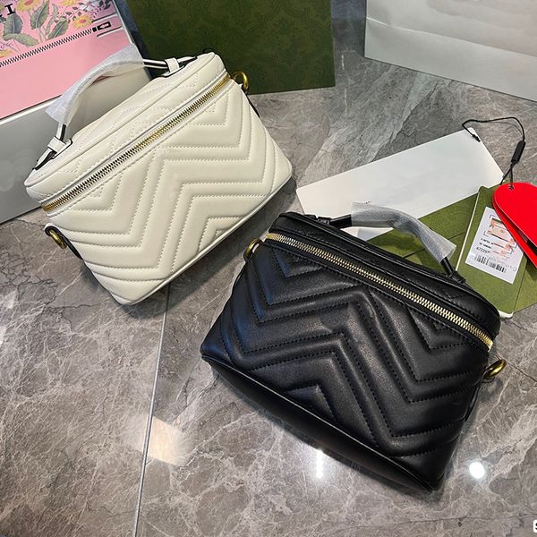 wholesale designer cosmetic bag toiletry bag toiletries pouch luxury makeup bags famous shoulder clutch bag purse large capacity handbags ho
wholesale designer cosmetic bag toiletry bag toiletries pouch luxury makeup bags famous shoulder clutch bag purse large capacity handbags ho