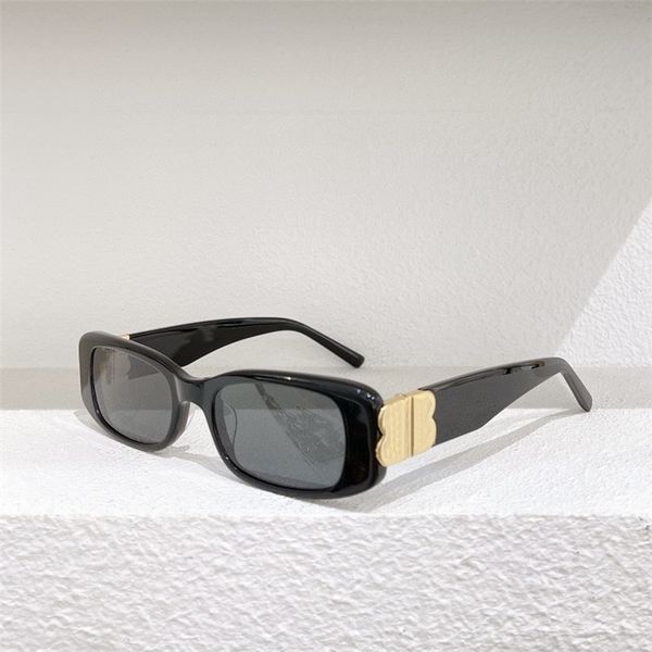 luxury rectangle women sunglasses fashion womens brand deisnger full frame uv400 lens summer style small square come with case 0096, White;black
luxury rectangle women sunglasses fashion womens brand deisnger full frame uv400 lens summer style small square come with case 0096, White;black