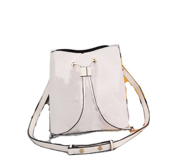 highh qualityy fashion luxurys shoulder bag onthego medium tote women designers handbags by the pool monograms embossing messenger designert, Red;black
highh qualityy fashion luxurys shoulder bag onthego medium tote women designers handbags by the pool monograms embossing messenger designert, Red;black