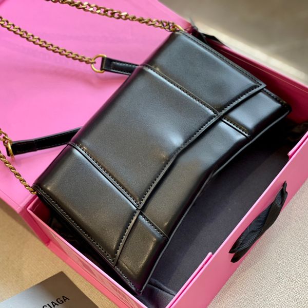 luxury designer bags for women shoulder handbags b quality high fashion wallets clutch totes crossbody cowhide classic hardware chain bags l
luxury designer bags for women shoulder handbags b quality high fashion wallets clutch totes crossbody cowhide classic hardware chain bags l