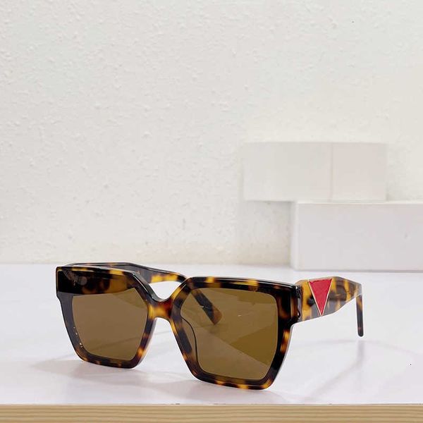 sunglasses Sun Glasses Top Sunglasses Designer Full Frame Fashion Design Man Spr 28y Vintage Popula Style Mixed Color Uv 400 Protective 1PVN
sunglasses Sun Glasses Top Sunglasses Designer Full Frame Fashion Design Man Spr 28y Vintage Popula Style Mixed Color Uv 400 Protective 1PVN