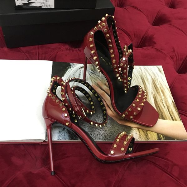 yslity fashion yslity 2023 designer sandals leather shoes mid -high heels fiz, Black
yslity fashion yslity 2023 designer sandals leather shoes mid -high heels fiz, Black