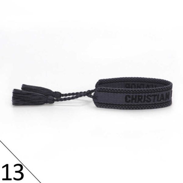 2022s brand luxury braided bracelet adjustable woven friendship bangle for womens mens designer letter embroidery rope bracelets jewelry gif, Golden;silver
2022s brand luxury braided bracelet adjustable woven friendship bangle for womens mens designer letter embroidery rope bracelets jewelry gif, Golden;silver