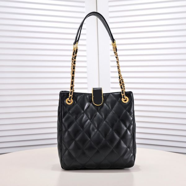 7a luxury designer hobo bag genuine leather sheepskin diamond lattice with logo serial number
7a luxury designer hobo bag genuine leather sheepskin diamond lattice with logo serial number
