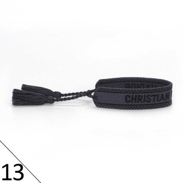 2022s brand luxury braided bracelet adjustable woven friendship bangle for womens mens designer letter embroidery rope bracelets jewelry gif, Golden;silver
2022s brand luxury braided bracelet adjustable woven friendship bangle for womens mens designer letter embroidery rope bracelets jewelry gif, Golden;silver