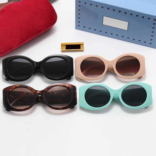 fashion beach sunglasses for women designer light green butterfly oval shape decorate temple stripes patterns explore futuristic style, White;black
fashion beach sunglasses for women designer light green butterfly oval shape decorate temple stripes patterns explore futuristic style, White;black