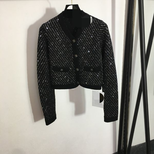 922 2022 milan runway autumn women sweater brand same style sweater long sleeve v neck cardigan womens meiyi, White;black
922 2022 milan runway autumn women sweater brand same style sweater long sleeve v neck cardigan womens meiyi, White;black
