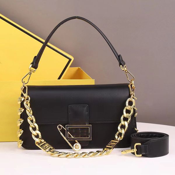 luxuries designer bag mini tote bag leather armpit handbag with metal pin fashion classic women's shoulder cross body bags
luxuries designer bag mini tote bag leather armpit handbag with metal pin fashion classic women's shoulder cross body bags