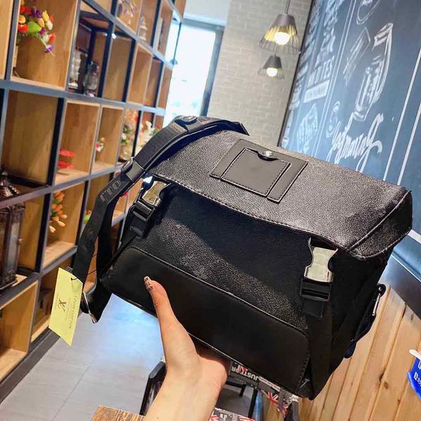 designer bag tote handbag classic luxury brand imitation printed messenger bag fashion leather shoulder bags totes
designer bag tote handbag classic luxury brand imitation printed messenger bag fashion leather shoulder bags totes