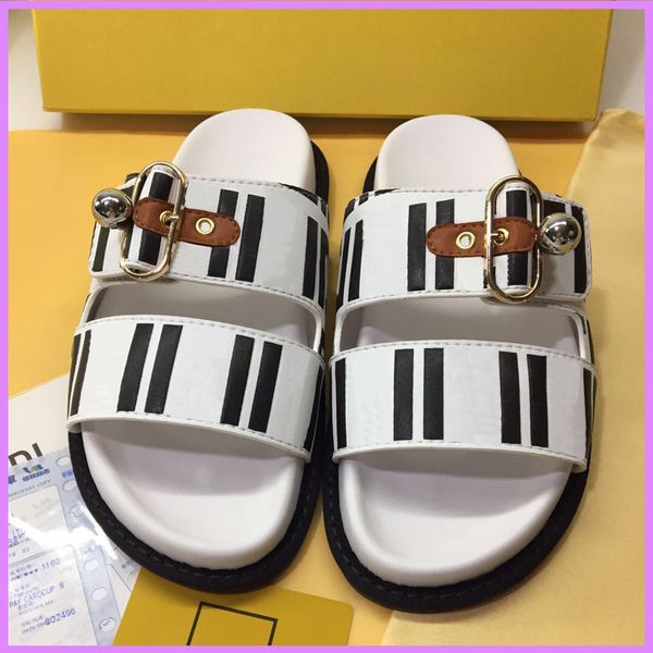 new mens double laced slippers flat fendyity feel baguette sandals fashion shoes womens designer slides ladies letter heels non slip 4 color
new mens double laced slippers flat fendyity feel baguette sandals fashion shoes womens designer slides ladies letter heels non slip 4 color