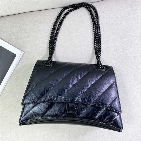 designer luxury womens bag balencigas handbag b-shaped paris single shoulder messenger fashion square gift shoulder oblique span versatile h
designer luxury womens bag balencigas handbag b-shaped paris single shoulder messenger fashion square gift shoulder oblique span versatile h