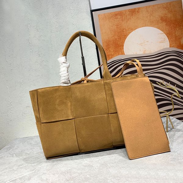 woven frosted leather tote bags checkered pattern shopping handbags ladies crossbody bag 3a quality cowhide two piece set zipper pocket
woven frosted leather tote bags checkered pattern shopping handbags ladies crossbody bag 3a quality cowhide two piece set zipper pocket
