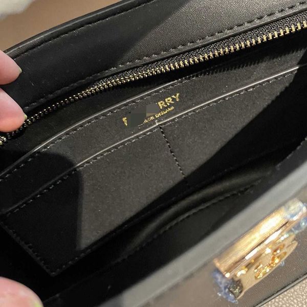 burbrerys crossbody handbags bags burbrery onthego tote luxuries designers women bag purses totes designer woman handbag shoulder wallet par
burbrerys crossbody handbags bags burbrery onthego tote luxuries designers women bag purses totes designer woman handbag shoulder wallet par